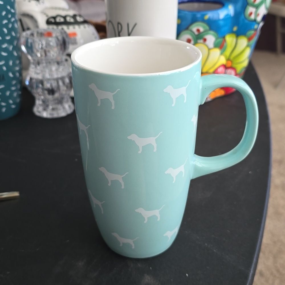 PINK Victoria’s Secret Tall Mug 23 oz – Blue Allover Dogs – Rare VS Fan Fav - Picture 2 of 8